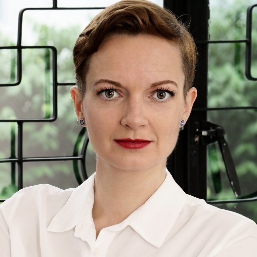 Oikos Judith Walls